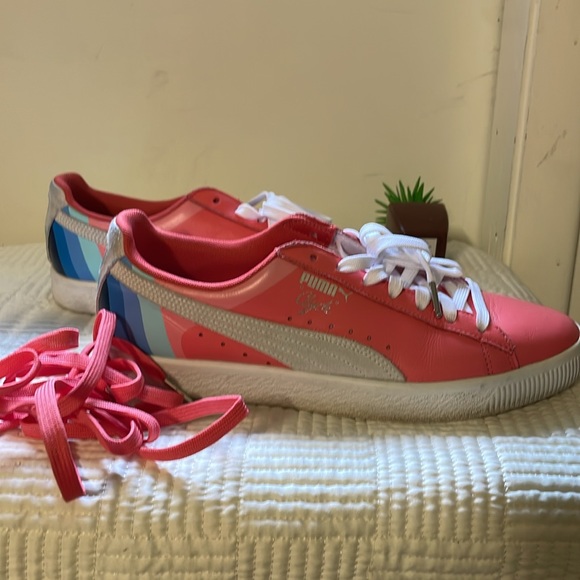 Puma - Picture 2 of 7